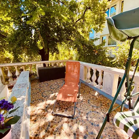 Budahome Apartment *