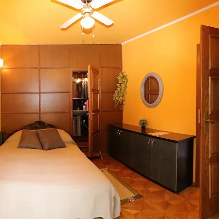 Budahome Apartment